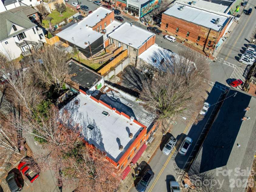 204 Sutton Avenue, Black Mountain, NC 28711.  MLS# CAR4331519, YatesRealty ID 2312. 