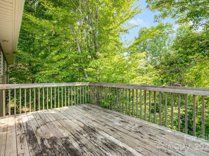 18 & 28 Sunberry Drive, Alexander, NC 28701.  MLS# CAR4266068, YatesRealty ID 23120. 