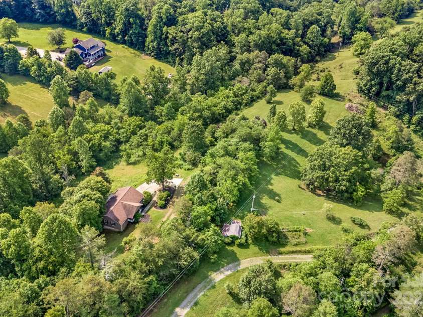 18 & 28 Sunberry Drive, Alexander, NC 28701.  MLS# CAR4266068, YatesRealty ID 23120. 