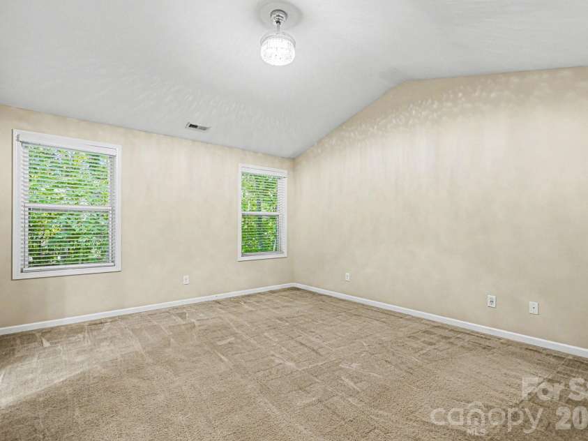 3042 Collin House Drive, Fort Mill, SC 29715.  MLS# CAR4372981, YatesRealty ID 23121. 