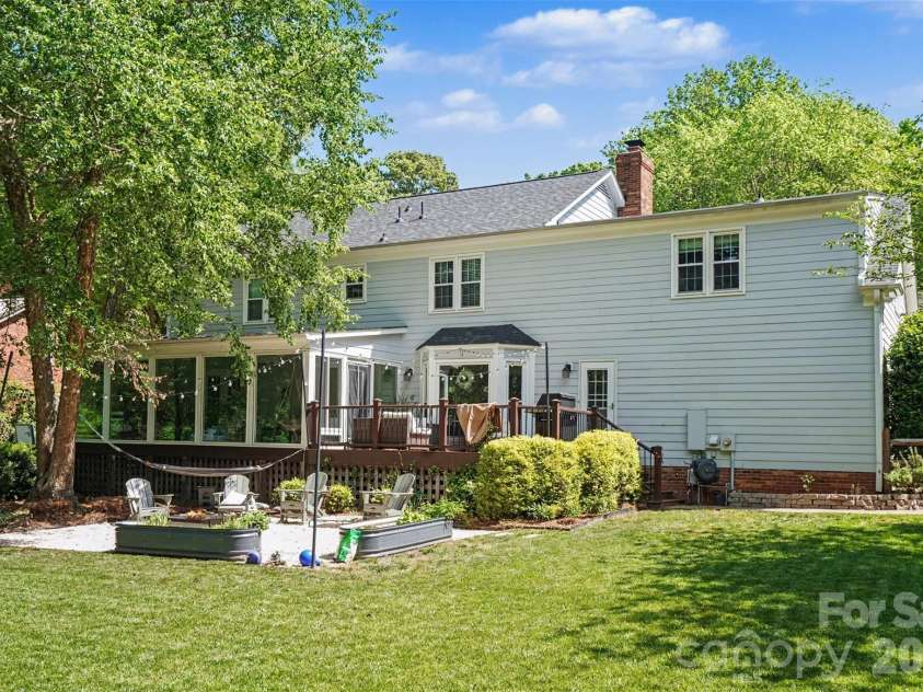 7928 Covey Chase Drive, Charlotte, NC 28210.  MLS# CAR4371699, YatesRealty ID 23122. 