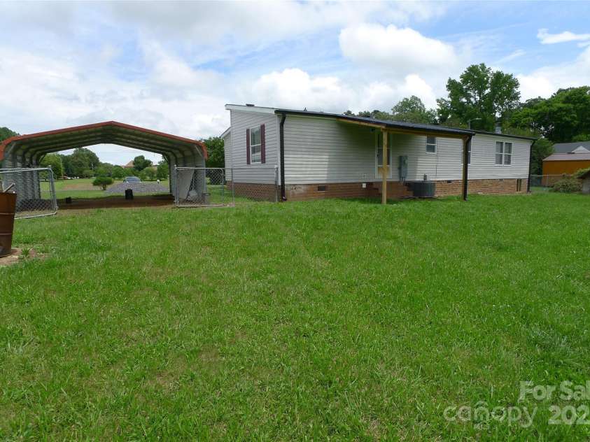 236 Boxwood Church Road, Mocksville, NC 27028.  MLS# CAR4272027, YatesRealty ID 23124. 
