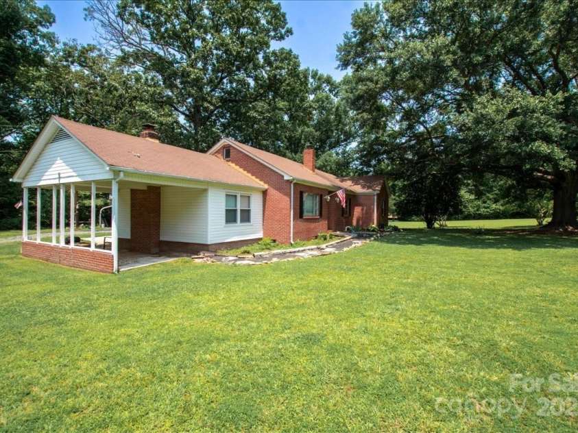 7016 Tirzah Church Road, Waxhaw, NC 28173.  MLS# CAR4271023, YatesRealty ID 23126. 