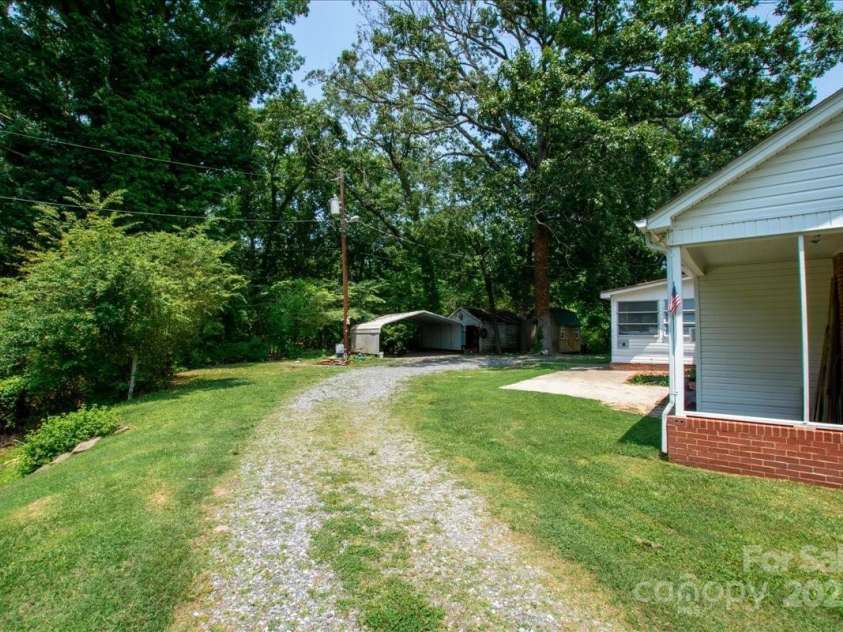 7016 Tirzah Church Road, Waxhaw, NC 28173.  MLS# CAR4271023, YatesRealty ID 23126. 