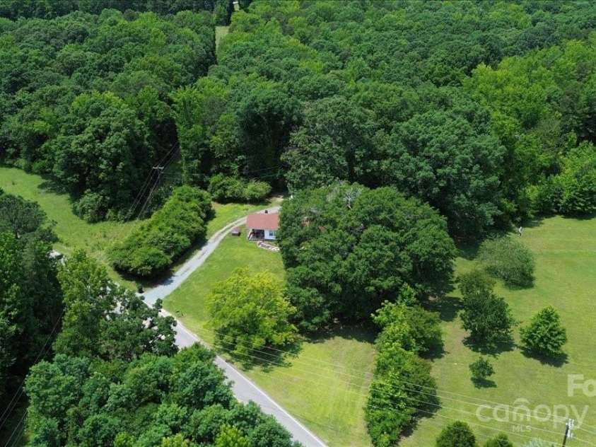 7016 Tirzah Church Road, Waxhaw, NC 28173.  MLS# CAR4271023, YatesRealty ID 23126. 