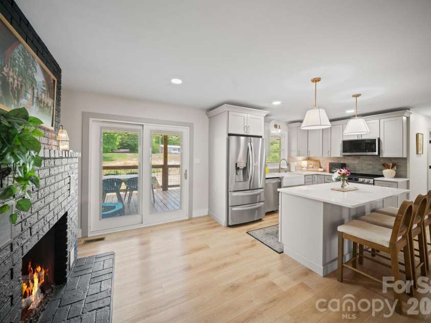 97 Paul Holland Road, Canton, NC 28716.  MLS# CAR4382350, YatesRealty ID 23126. 