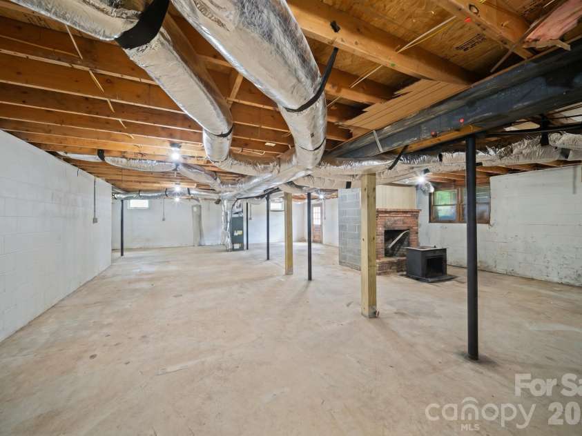97 Paul Holland Road, Canton, NC 28716.  MLS# CAR4382350, YatesRealty ID 23126. 