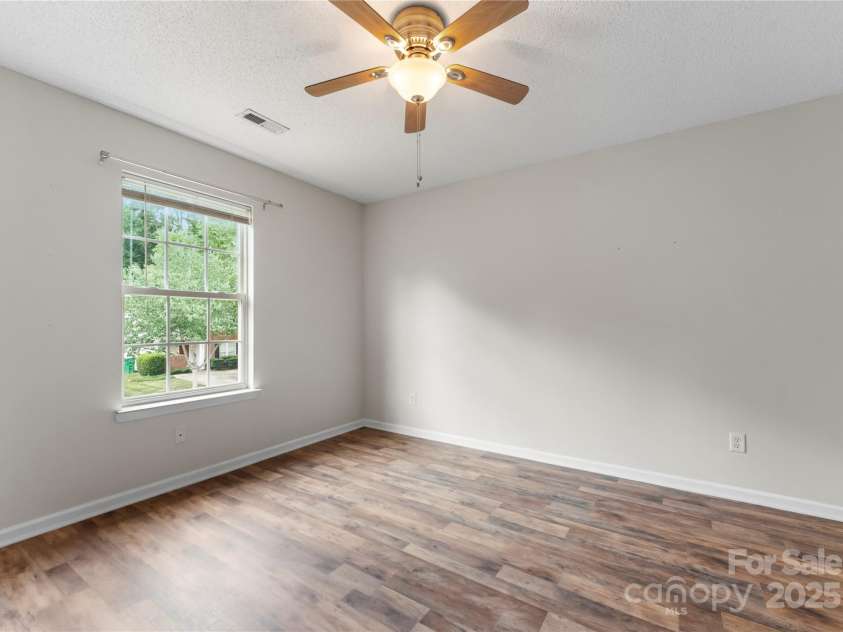 1326 Anthem Court, Charlotte, NC 28205.  MLS# CAR4274745, YatesRealty ID 23127. 