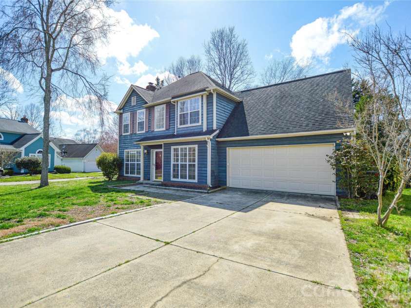 4001 Brookforest Lane, Indian Trail, NC 28079.  MLS# CAR4354648, YatesRealty ID 23128. 