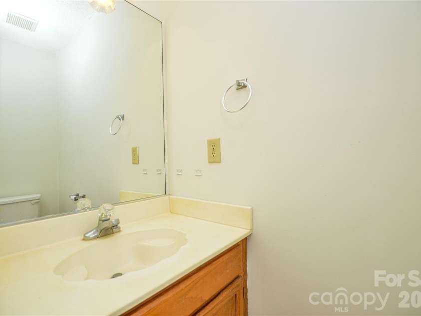 4001 Brookforest Lane, Indian Trail, NC 28079.  MLS# CAR4354648, YatesRealty ID 23128. 