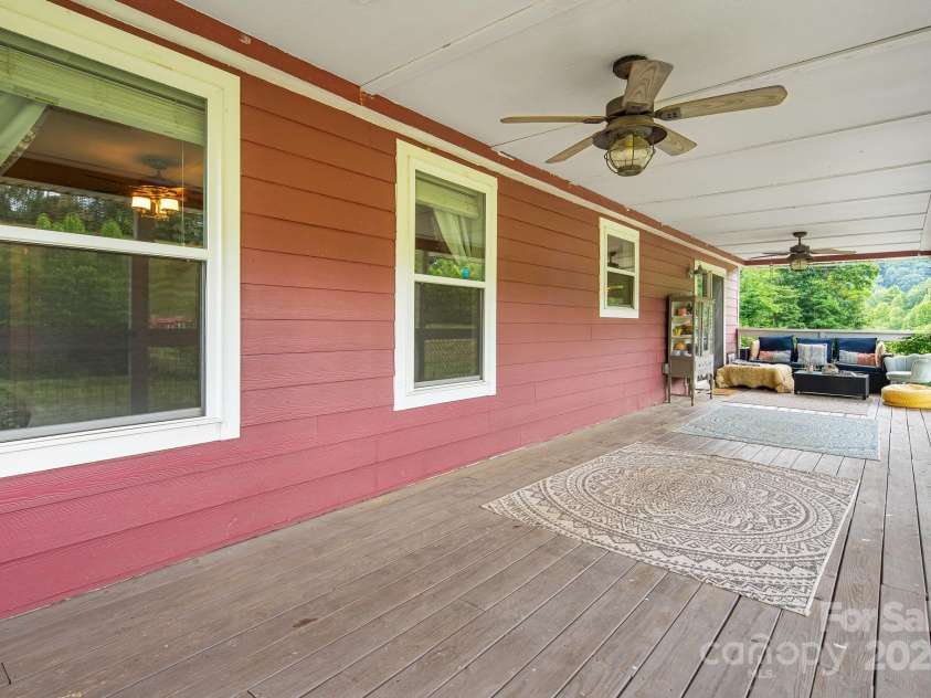 25 Frannys Farm Road, Leicester, NC 28748.  MLS# CAR4269407, YatesRealty ID 23129. 