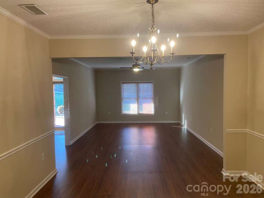 499 26th Avenue, Hickory, NC 28601.  MLS# CAR4337149, YatesRealty ID 2313. Dining Room/Great Rm