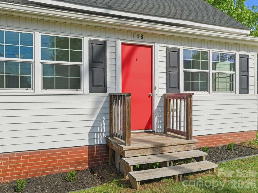 158 Academy Street, Concord, NC 28025.  MLS# CAR4367256, YatesRealty ID 23130. 