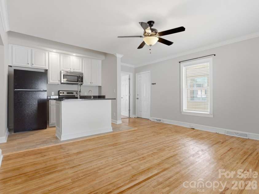 158 Academy Street, Concord, NC 28025.  MLS# CAR4367256, YatesRealty ID 23130. 