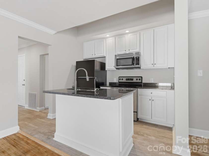 158 Academy Street, Concord, NC 28025.  MLS# CAR4367256, YatesRealty ID 23130. 