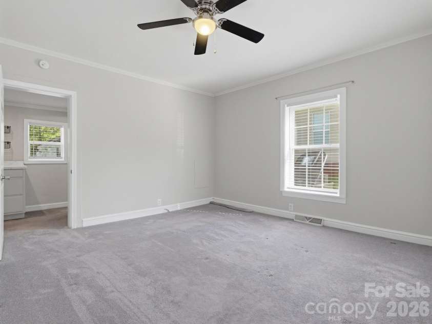 158 Academy Street, Concord, NC 28025.  MLS# CAR4367256, YatesRealty ID 23130. 
