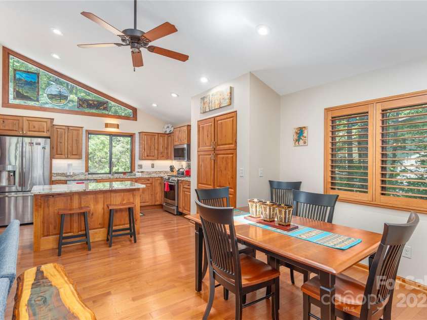 324 Cheulah Road, Brevard, NC 28712.  MLS# CAR4272420, YatesRealty ID 23130. 