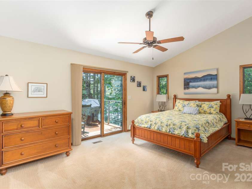 324 Cheulah Road, Brevard, NC 28712.  MLS# CAR4272420, YatesRealty ID 23130. 