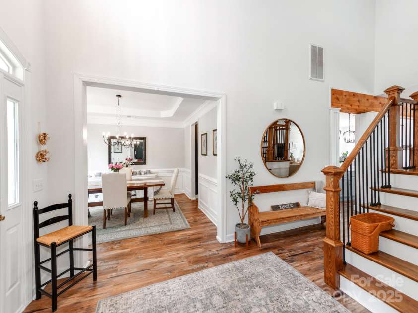 1605 Ambergate Drive, Waxhaw, NC 28173.  MLS# CAR4273160, YatesRealty ID 23131. 