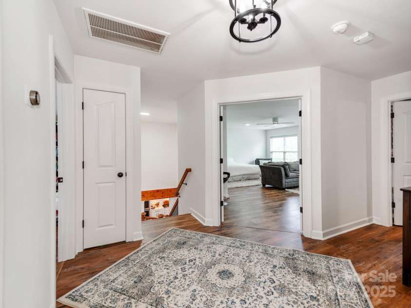 1605 Ambergate Drive, Waxhaw, NC 28173.  MLS# CAR4273160, YatesRealty ID 23131. 