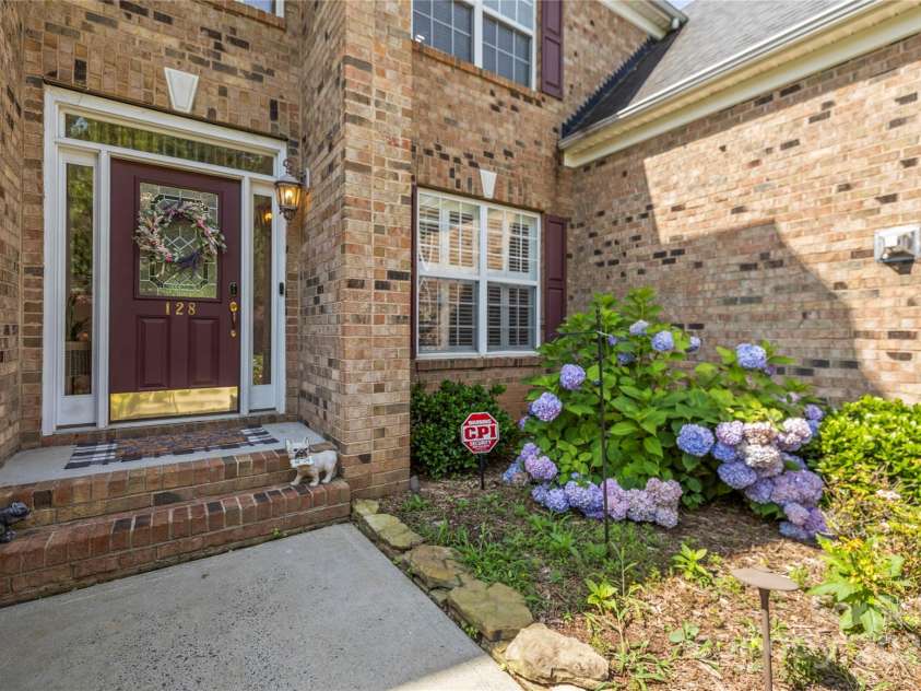 128 Sugar Thyme Lane, Mooresville, NC 28115.  MLS# CAR4266649, YatesRealty ID 23132. 