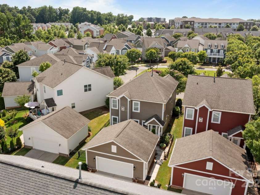 2007 Bishops Court, Cornelius, NC 28031.  MLS# CAR4257347, YatesRealty ID 23133. 