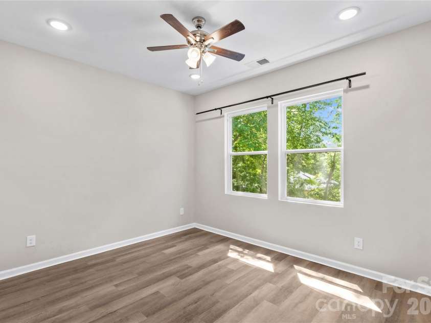 412 Royal Street, Salisbury, NC 28144.  MLS# CAR4374778, YatesRealty ID 23134. 