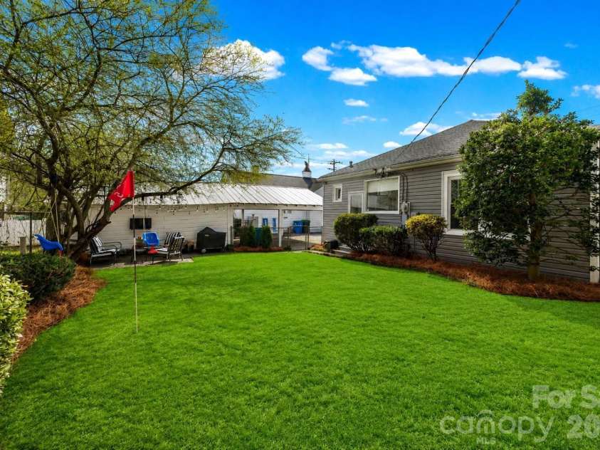 131 Academy Street, Fort Mill, SC 29715.  MLS# CAR4356111, YatesRealty ID 23135. 