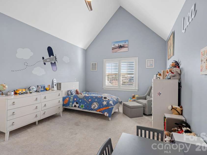 18823 Peninsula Cove Lane, Cornelius, NC 28031.  MLS# CAR4333628, YatesRealty ID 23136. 
