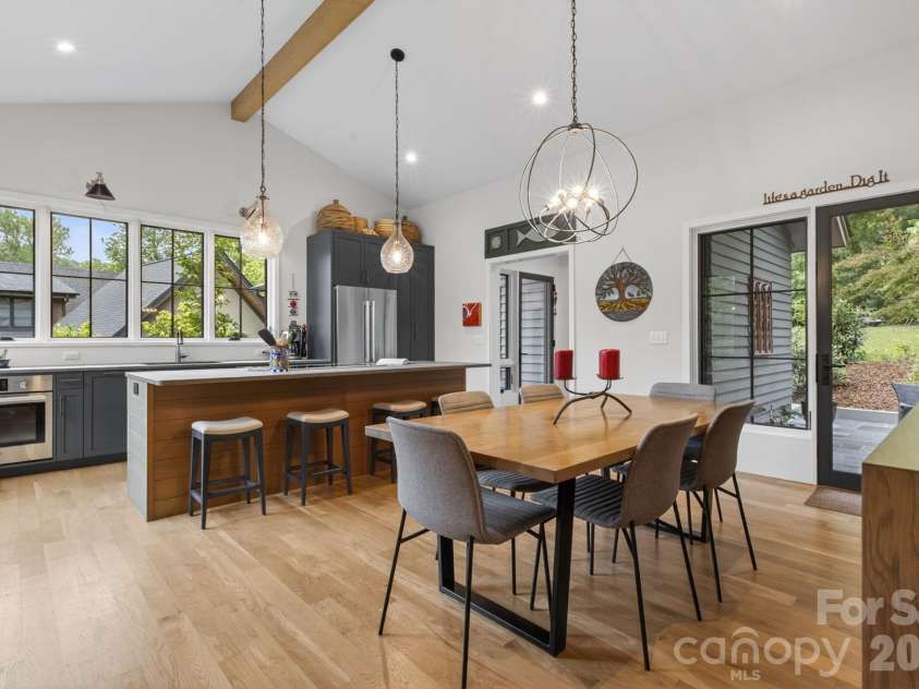 18 Wordsworth Road, Black Mountain, NC 28711.  MLS# CAR4377093, YatesRealty ID 23137. Dining area and kitchen