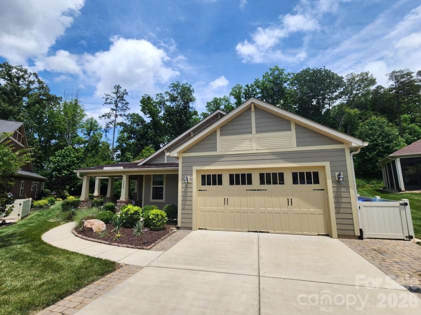 5590 Elk Knob Court, Denver, NC 28037.  MLS# CAR4321016, YatesRealty ID 23138. 