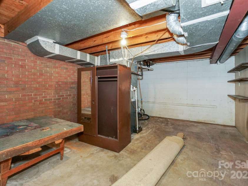 165 Fieldstone Farm Drive, Statesville, NC 28625.  MLS# CAR4272588, YatesRealty ID 23140. 