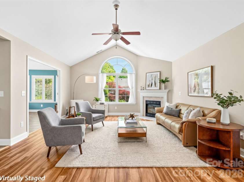 60 Mountain Meadow Circle, Weaverville, NC 28787.  MLS# CAR4382244, YatesRealty ID 23140. 