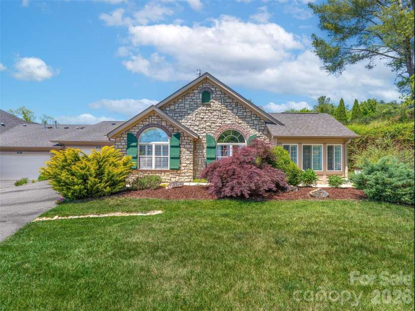 60 Mountain Meadow Circle, Weaverville, NC 28787.  MLS# CAR4382244, YatesRealty ID 23140. Large greenspace outside home