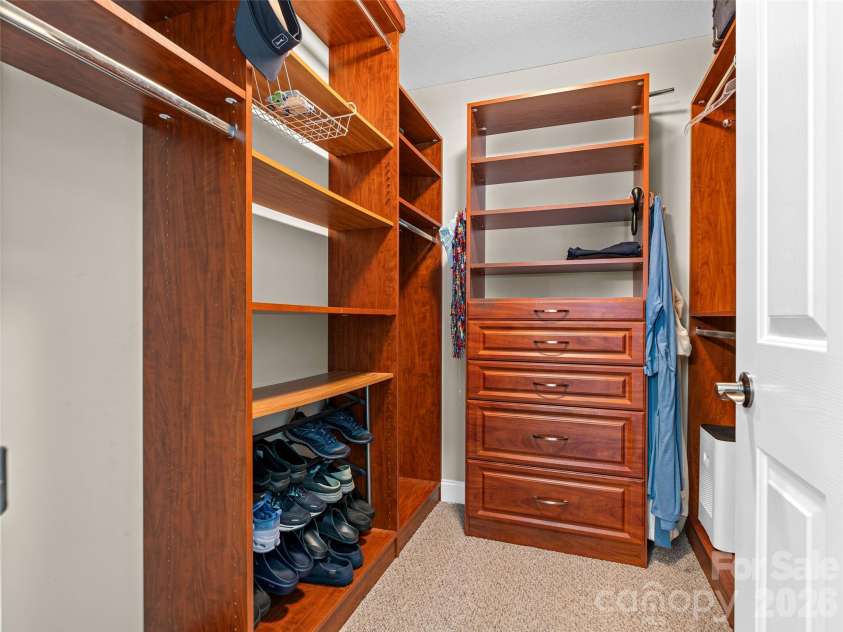 60 Mountain Meadow Circle, Weaverville, NC 28787.  MLS# CAR4382244, YatesRealty ID 23140. Large primary closet