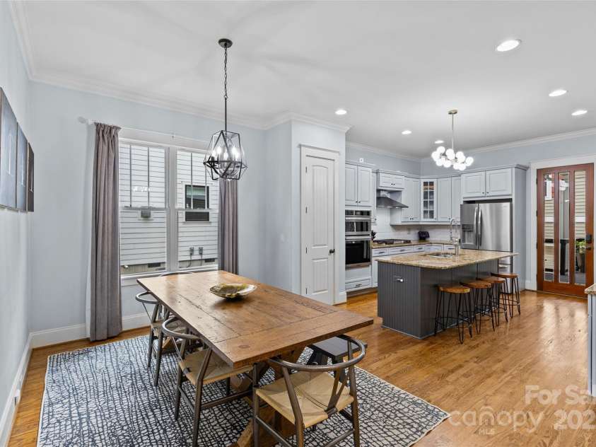 2617 Bay Street, Charlotte, NC 28205.  MLS# CAR4253952, YatesRealty ID 23141. 