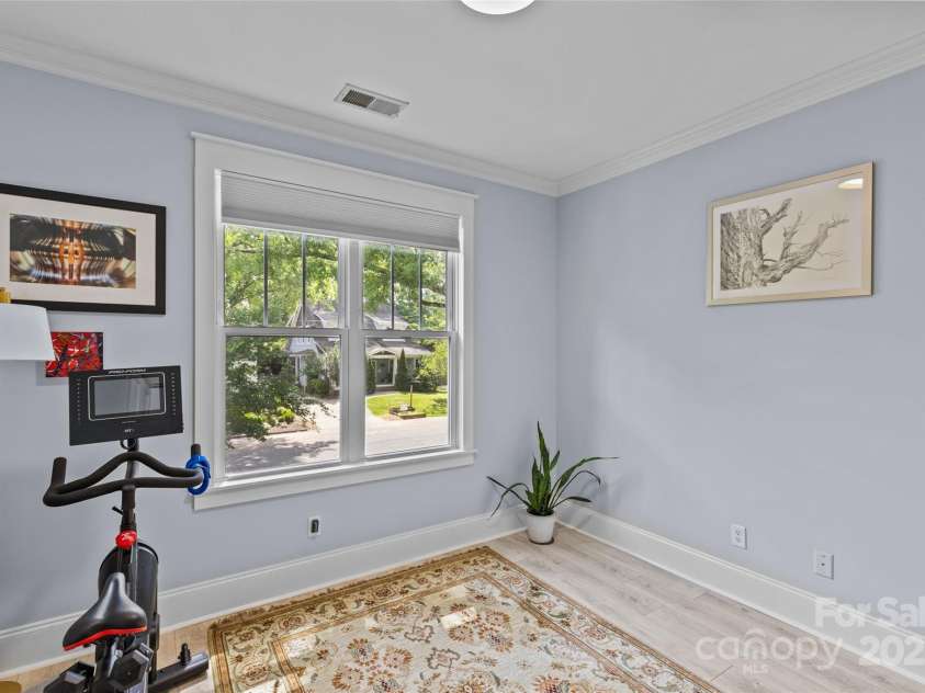 2617 Bay Street, Charlotte, NC 28205.  MLS# CAR4253952, YatesRealty ID 23141. 