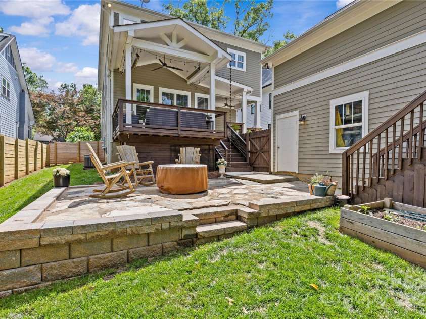 2617 Bay Street, Charlotte, NC 28205.  MLS# CAR4253952, YatesRealty ID 23141. 