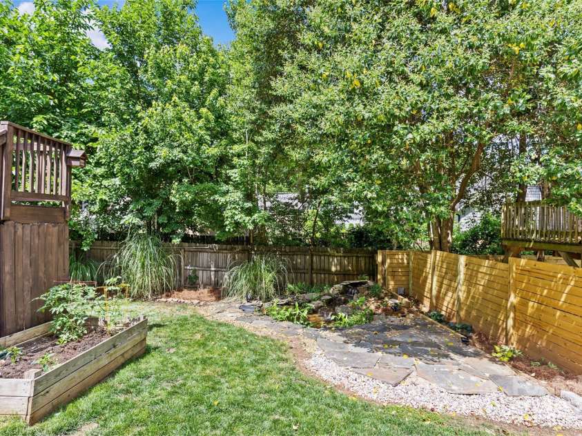 2617 Bay Street, Charlotte, NC 28205.  MLS# CAR4253952, YatesRealty ID 23141. 