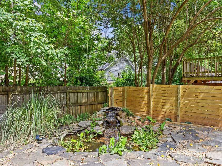 2617 Bay Street, Charlotte, NC 28205.  MLS# CAR4253952, YatesRealty ID 23141. 