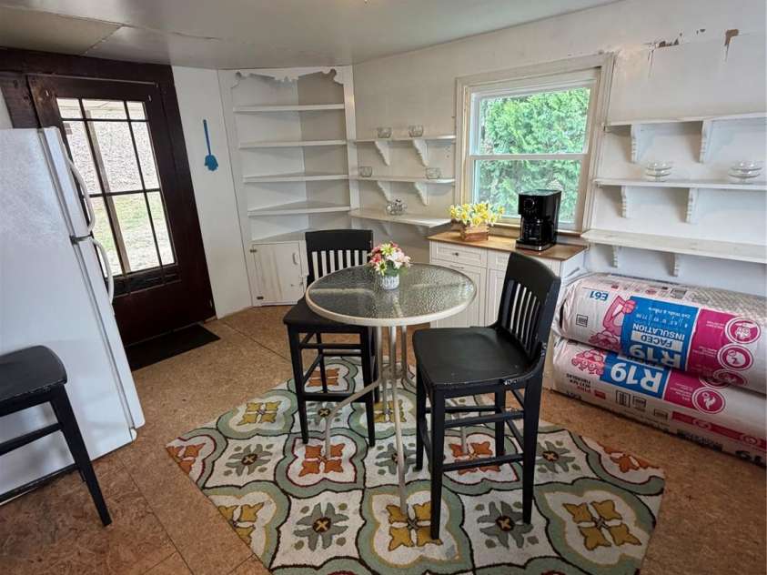 658 Upper Hanging Rock Road, Spruce Pine, NC 28777.  MLS# CAR4362146, YatesRealty ID 23142. Guest House