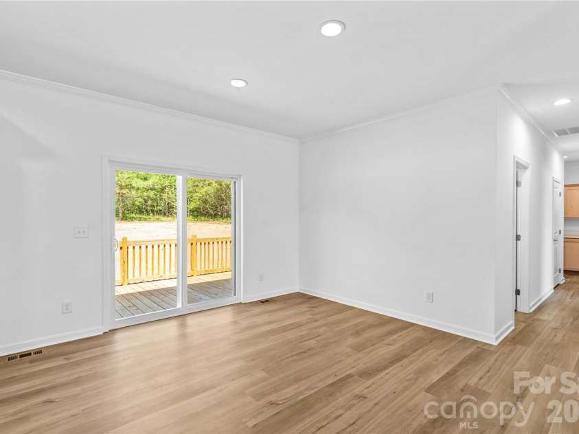6040 Bridges Street, Catawba, NC 28609.  MLS# CAR4373131, YatesRealty ID 23143. 