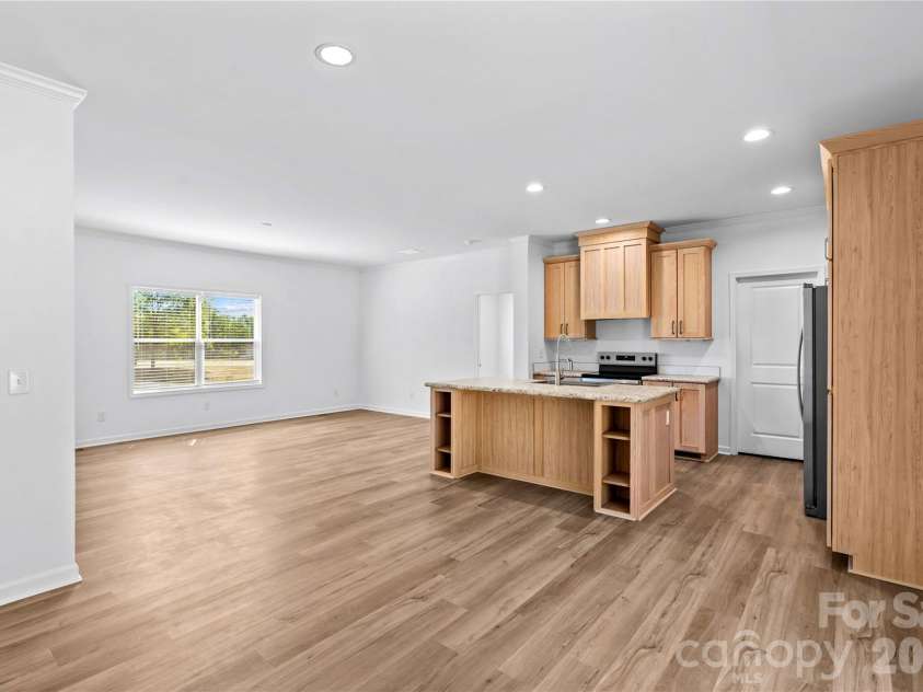 6040 Bridges Street, Catawba, NC 28609.  MLS# CAR4373131, YatesRealty ID 23143. 