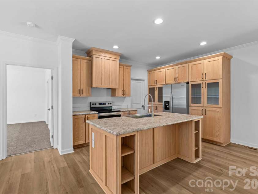 6040 Bridges Street, Catawba, NC 28609.  MLS# CAR4373131, YatesRealty ID 23143. 