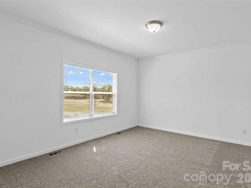 6040 Bridges Street, Catawba, NC 28609.  MLS# CAR4373131, YatesRealty ID 23143. 