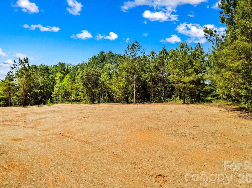 6040 Bridges Street, Catawba, NC 28609.  MLS# CAR4373131, YatesRealty ID 23143. 