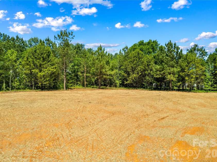 6040 Bridges Street, Catawba, NC 28609.  MLS# CAR4373131, YatesRealty ID 23143. 
