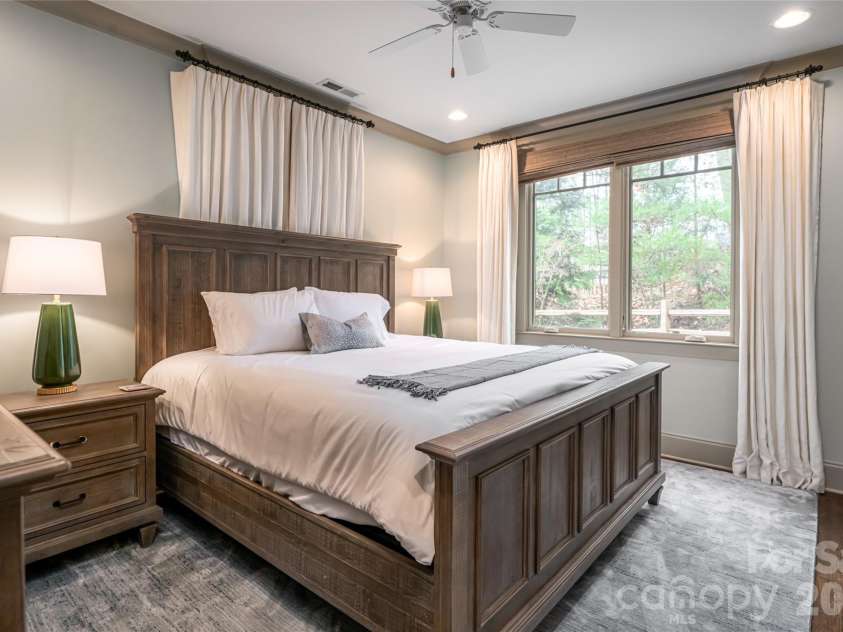 2 Cherokee Orchard Court, Fairview, NC 28730.  MLS# CAR4382110, YatesRealty ID 23144. 
