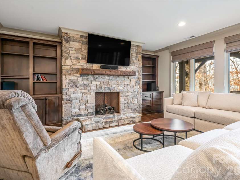 2 Cherokee Orchard Court, Fairview, NC 28730.  MLS# CAR4382110, YatesRealty ID 23144. 