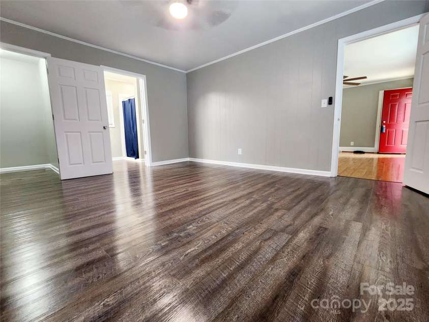 501 Hawthorne Street, Mount Holly, NC 28120.  MLS# CAR4250572, YatesRealty ID 23146. 